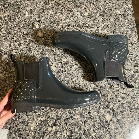 NWOT Hunter Original Refined Quilted Gloss Chelsea Waterproof Boots Dark Slate - Picture 3 of 11